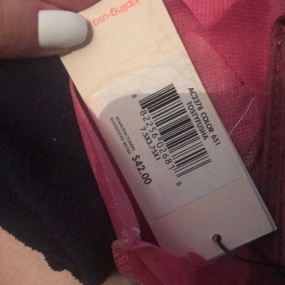 Authentic Kipling Maroon Wallet - Picture 4 of 4